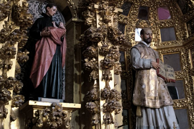 Los Jesuitas, iglesia Barroca_9 Siglo XVIII, retablo estilo Barroco.Iglesia de San Ildefonso